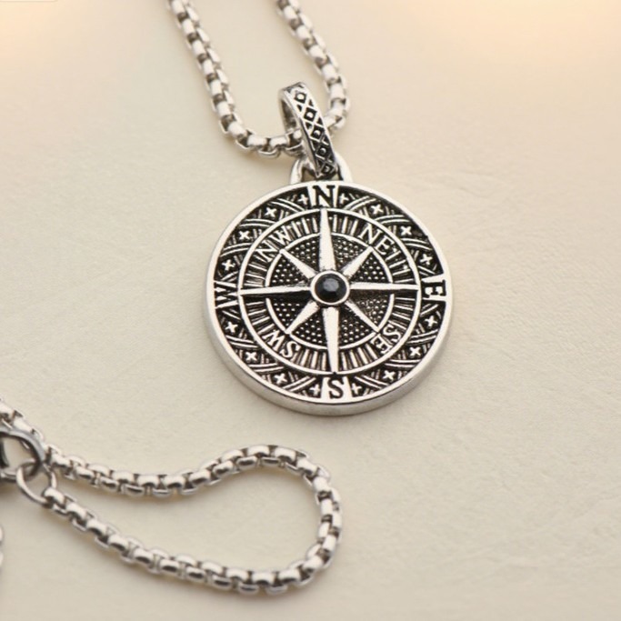 Vintage Compass Pendant Neckla - Men'S Fashion Guide reseña y precio