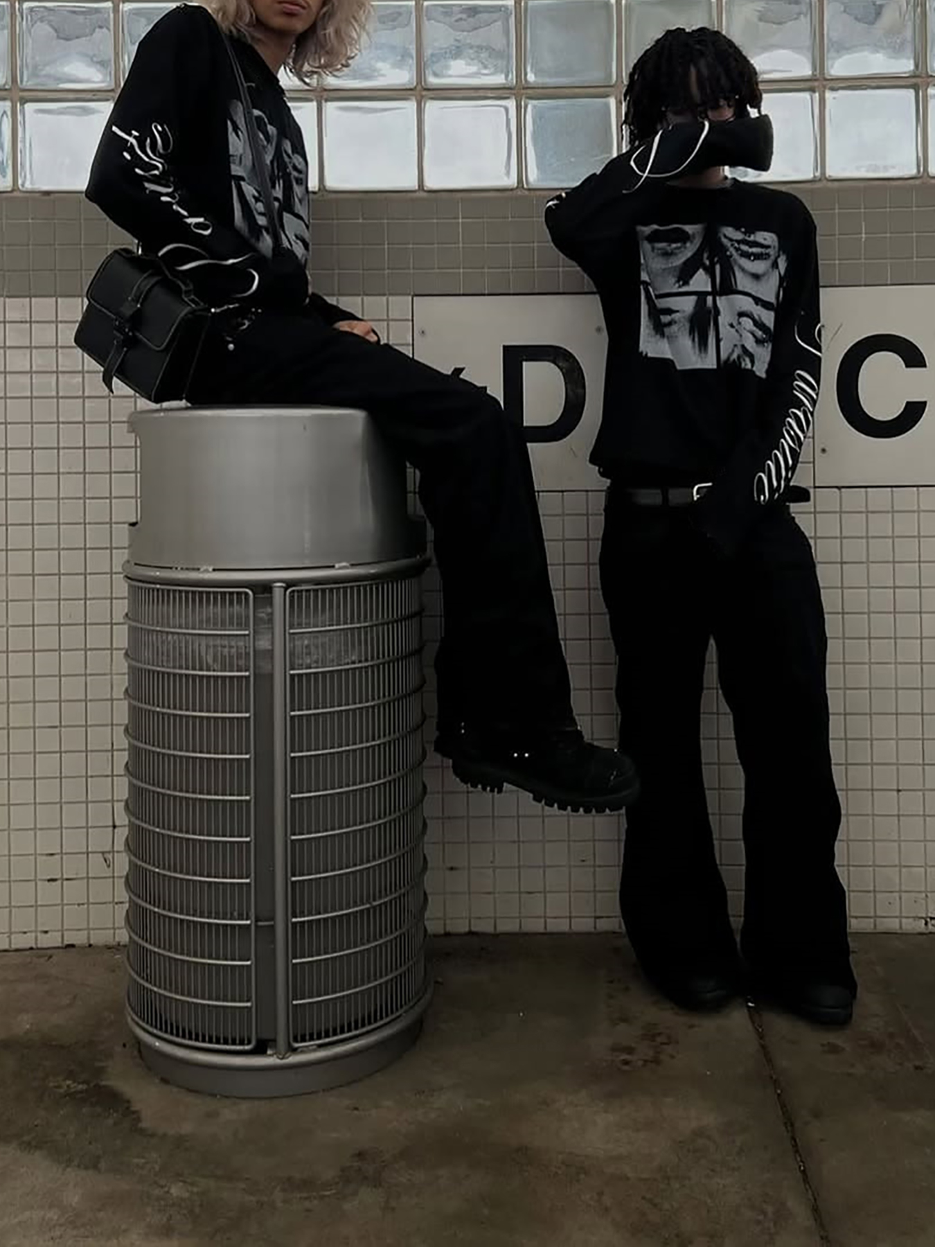 Dark style street punk unisex  - Men'S Fashion Trends 2025 reseña y precio