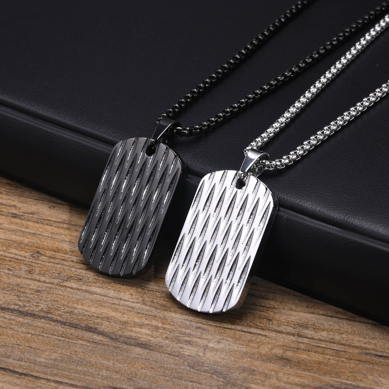Mprainbow Mens Dog Tag Necklac - Mens Fashion In The 1920S reseña y precio