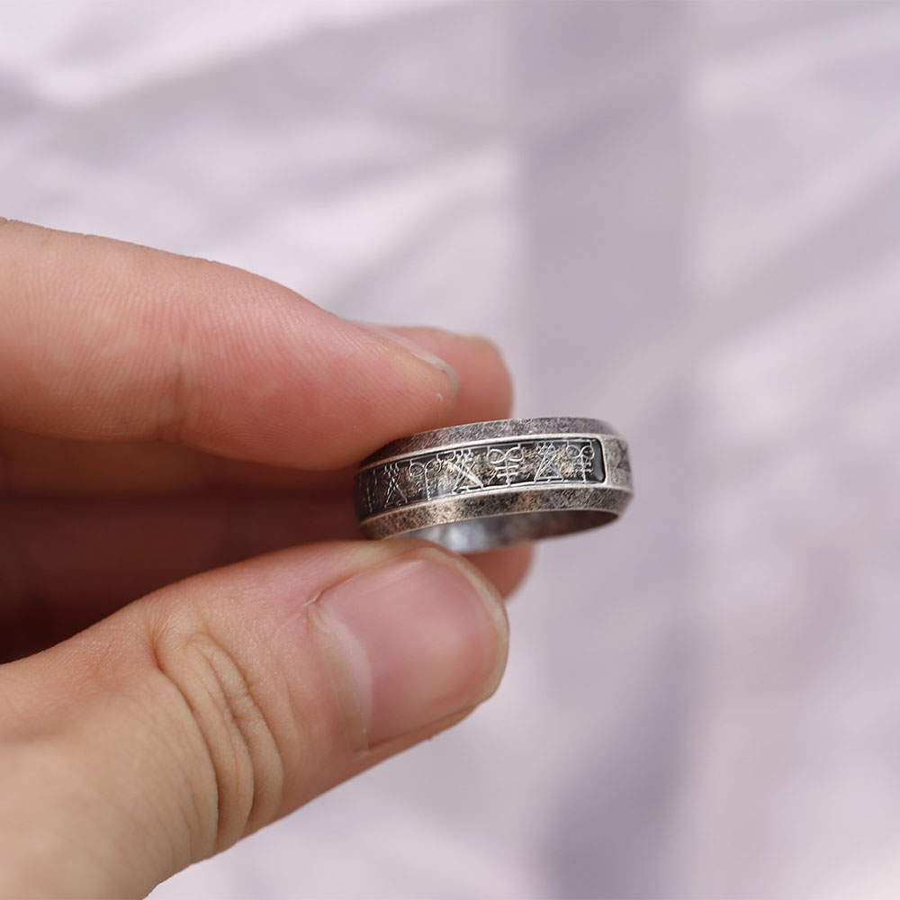 2024 New Vintage Ring Lucifer  - Men'S Fashion Guide reseña y precio